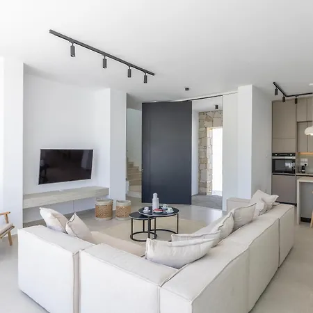 Ocean Whispers Villa Paralimni